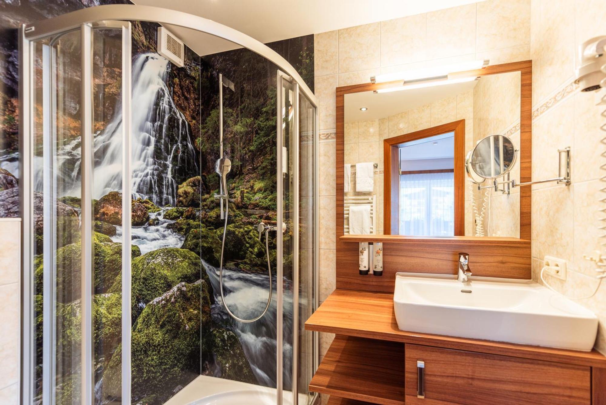 Hotel Lohningerhof Maria Alm Chambre photo